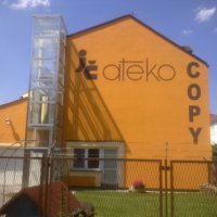 Nátěr fasády a logo firmy